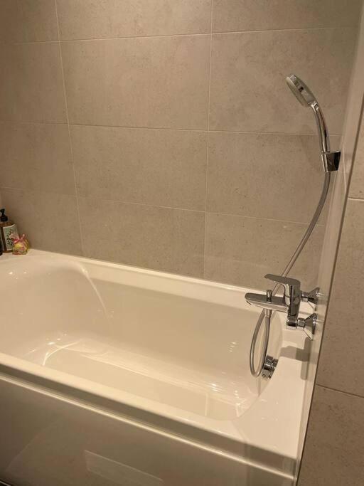 Superb 1-bedroom Flat In The Heart Of Notting Hill Appartamento *